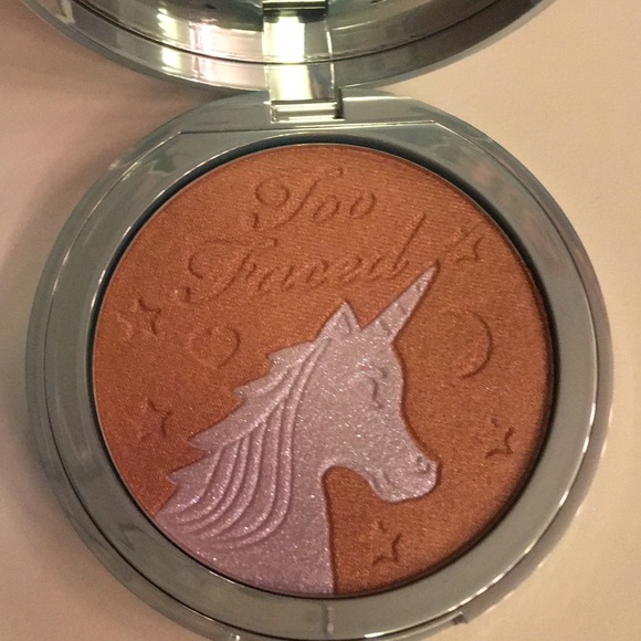 Too Faced Unicorn Tears Highlighter - Picture 2 of 3